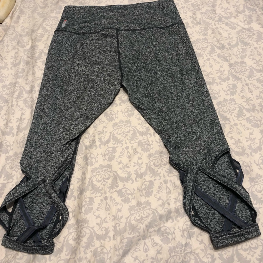 Zella High Waist Camilla Crop Leggings - Picture 3 of 8